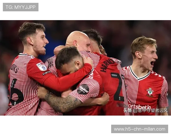 南安普顿反击组织清晰,阿姆斯特朗怒射洞穿球门