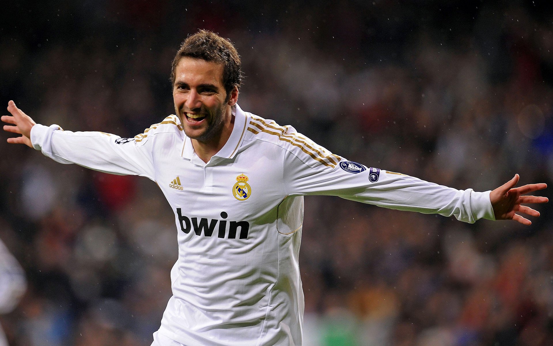 “华金·托比利亚的攻防平衡，帮助阿根廷美洲狮队提升整体战术”