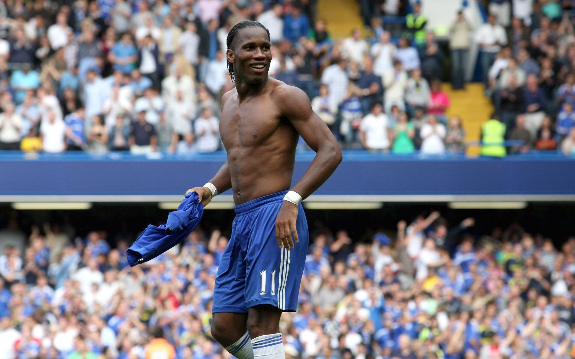 杰克·阿莱克西触壁瞬间引爆全场，杰克阿西斯